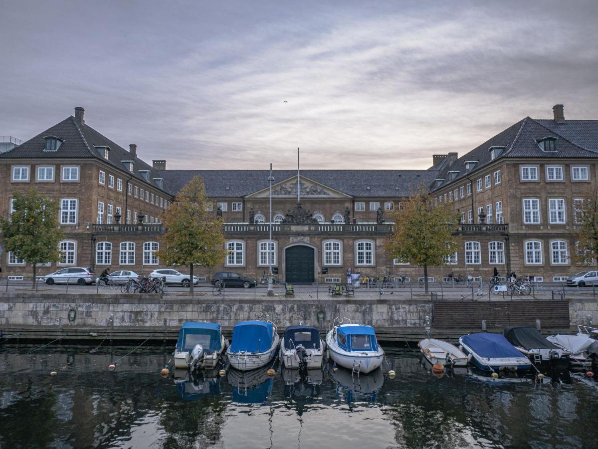 Lovely 3br Manor Flat 5 Min From Tivoli Gardens Apartamento